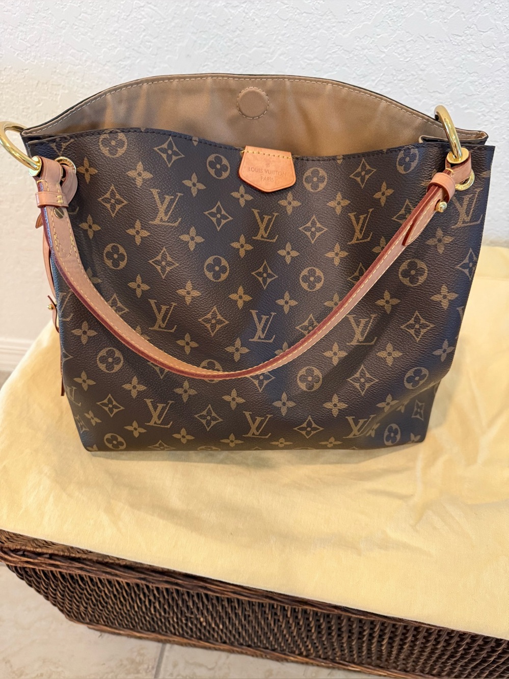 Authentic Louis Vuitton Graceful PM Bag